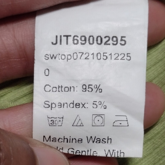 Shein Ruffle Trim Rib-Knit Crop Top - Picture 4 of 4